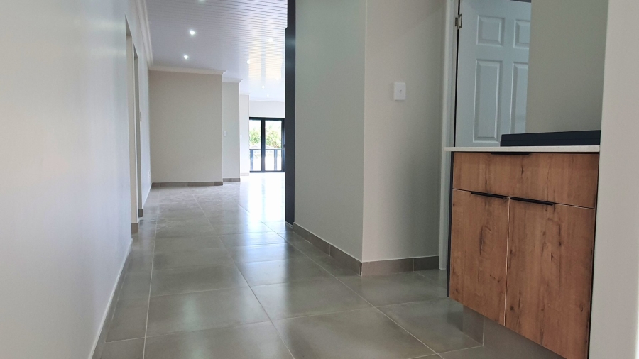 3 Bedroom Property for Sale in Dana Bay Western Cape